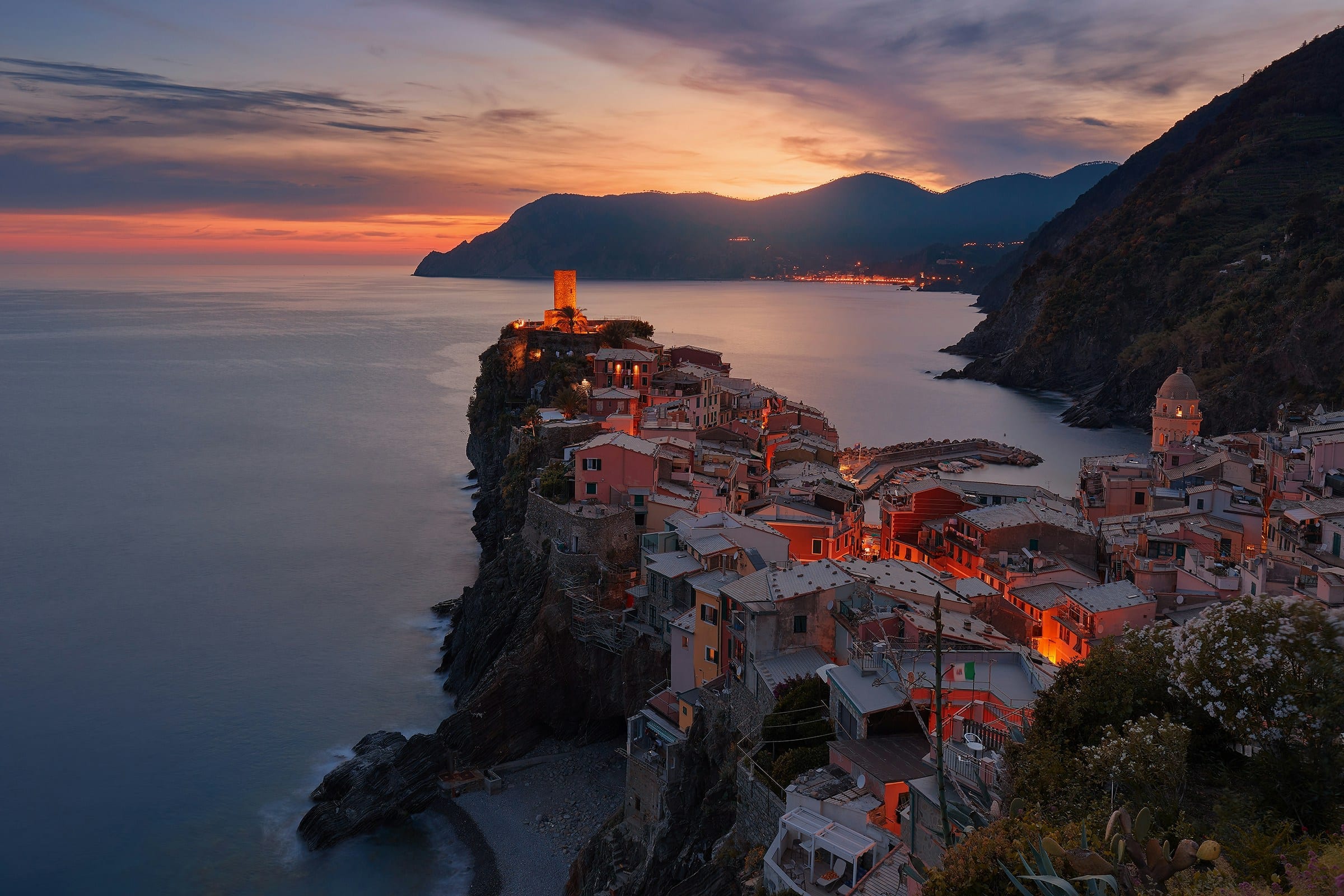 The cliffside village of Vernazza, Cinque Terre, at dusk